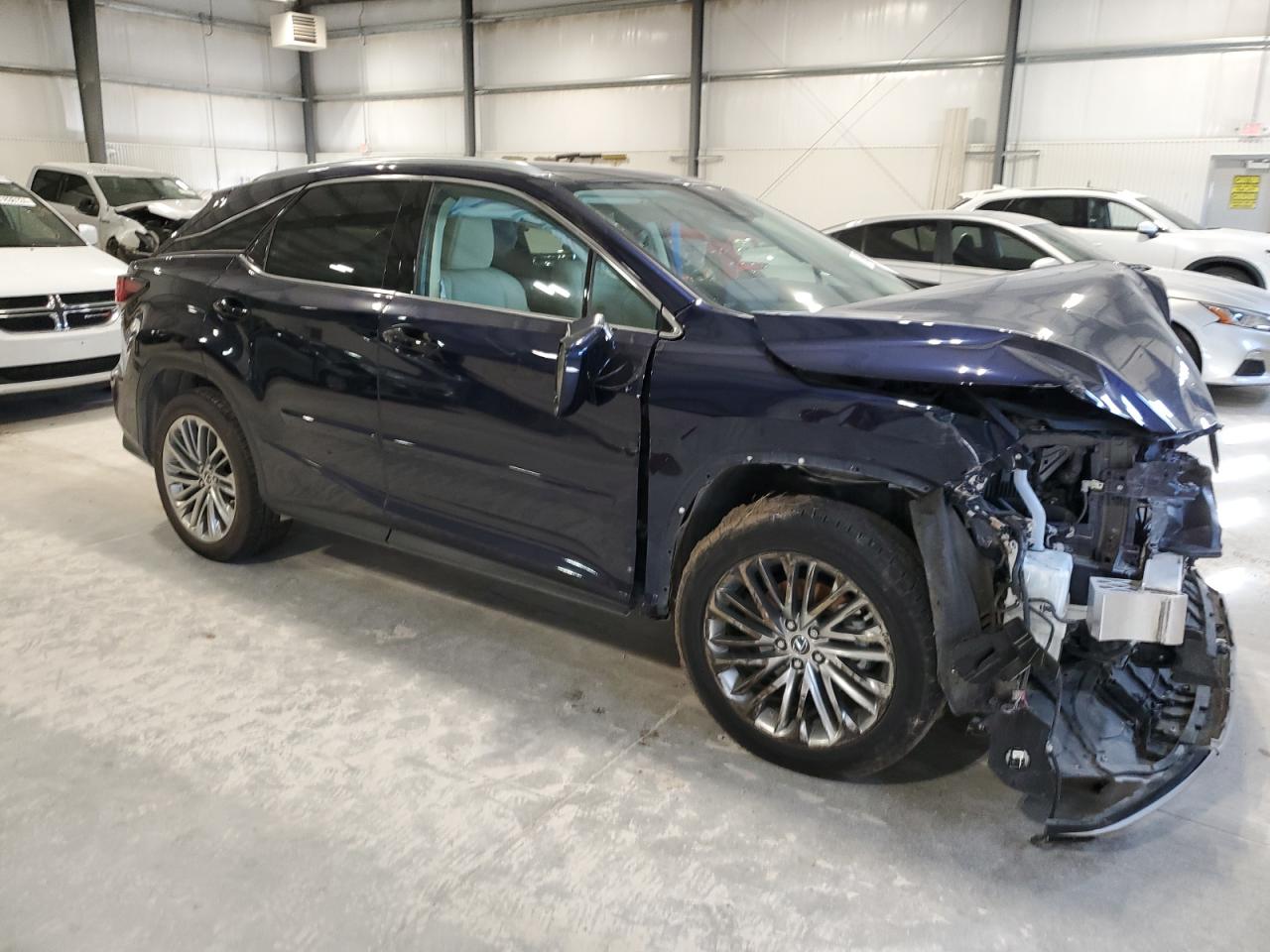 2022 Lexus RX - Image 4