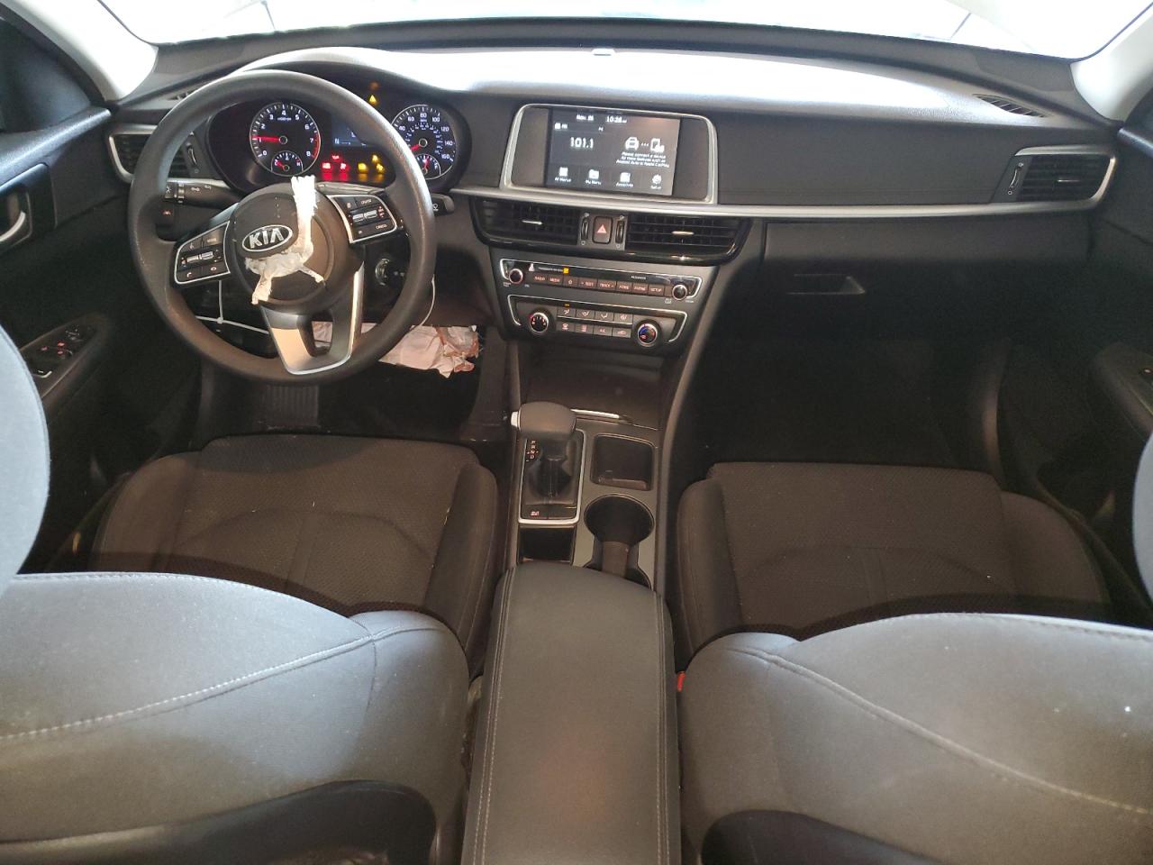 2019 Kia Optima - Image 8