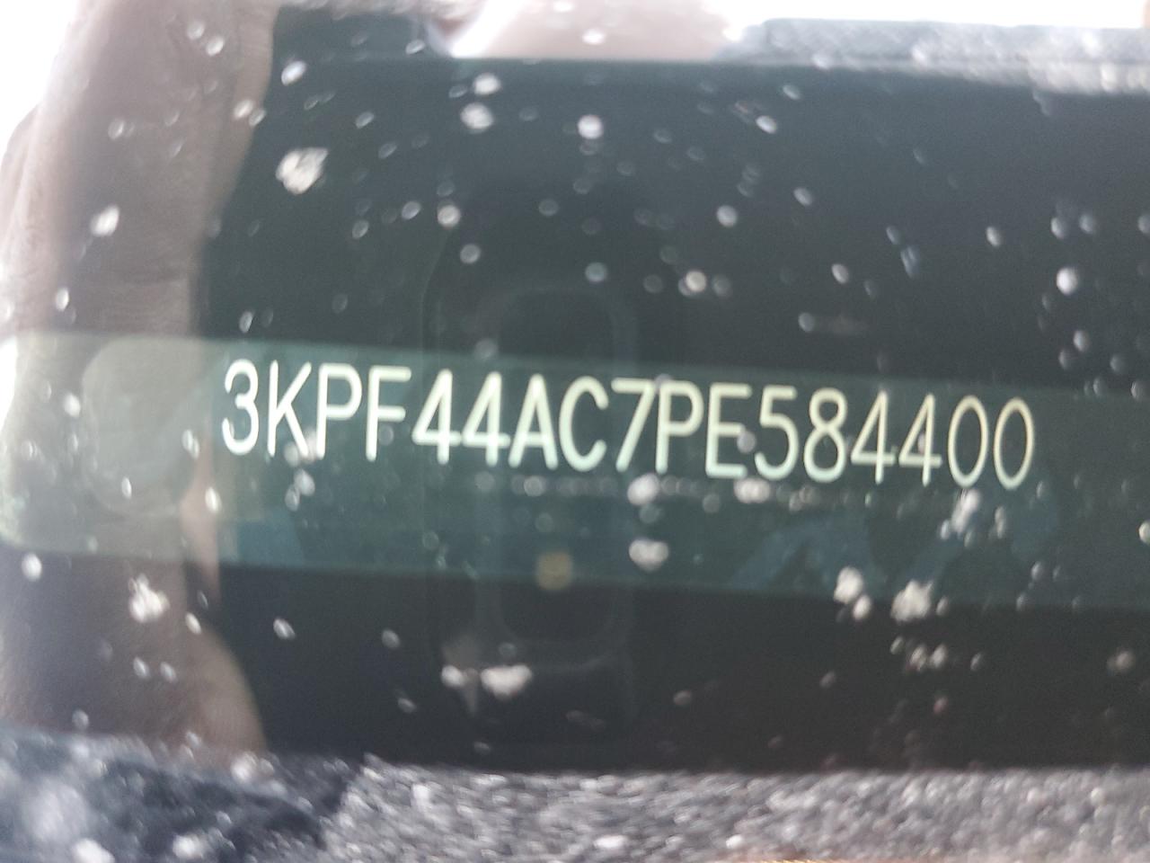 2023 Kia Forte - Image 12