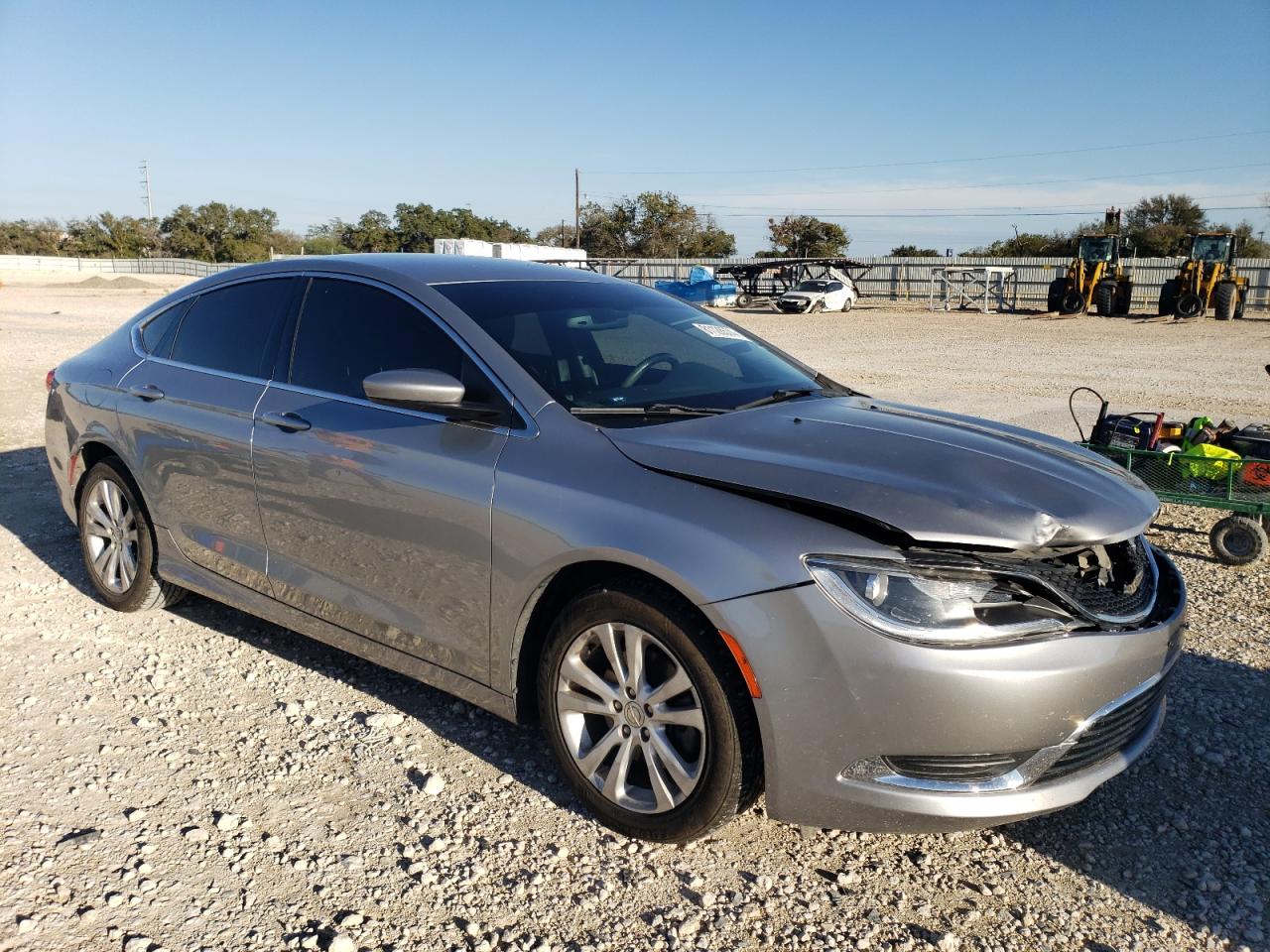 VIN 1C3CCCAB7FN615005 2015 CHRYSLER 200 no.4