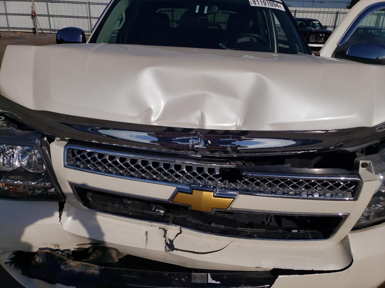 2012 Chevrolet Avalanche - Image 11