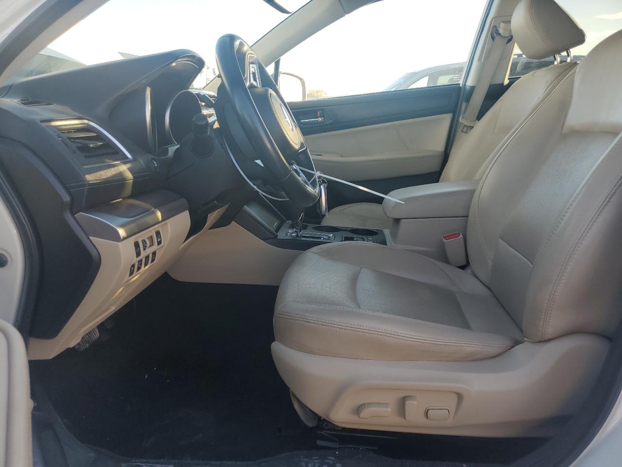 2019 Subaru Outback - Image 7