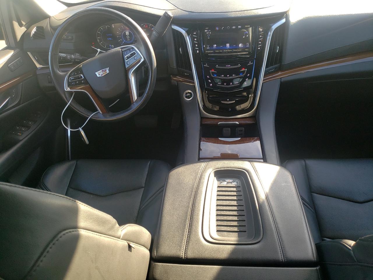 2020 Cadillac Escalade - Image 8