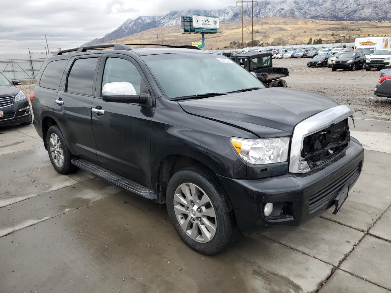 2011 Toyota Sequoia Limited VIN: 5TDJY5G18BS052713 Lot: 82001234