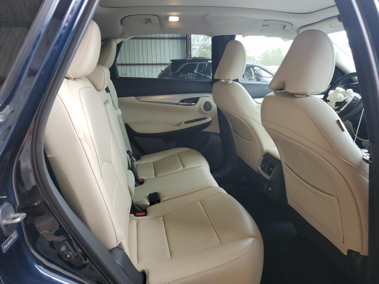 2019 Infiniti QX50 - Image 10