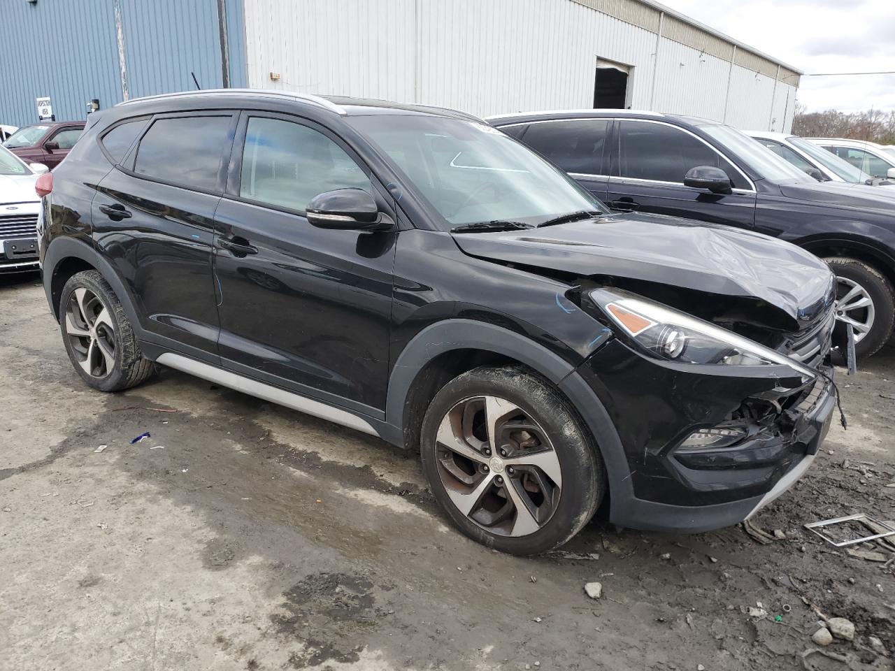 2017 Hyundai Tucson - Image 4