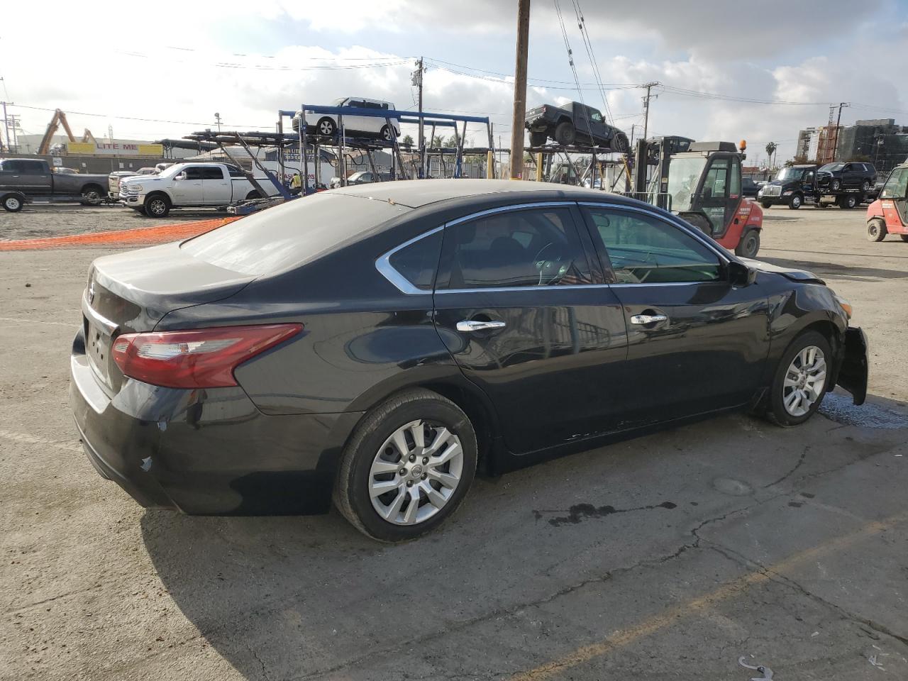 2018 Nissan Altima - Image 3