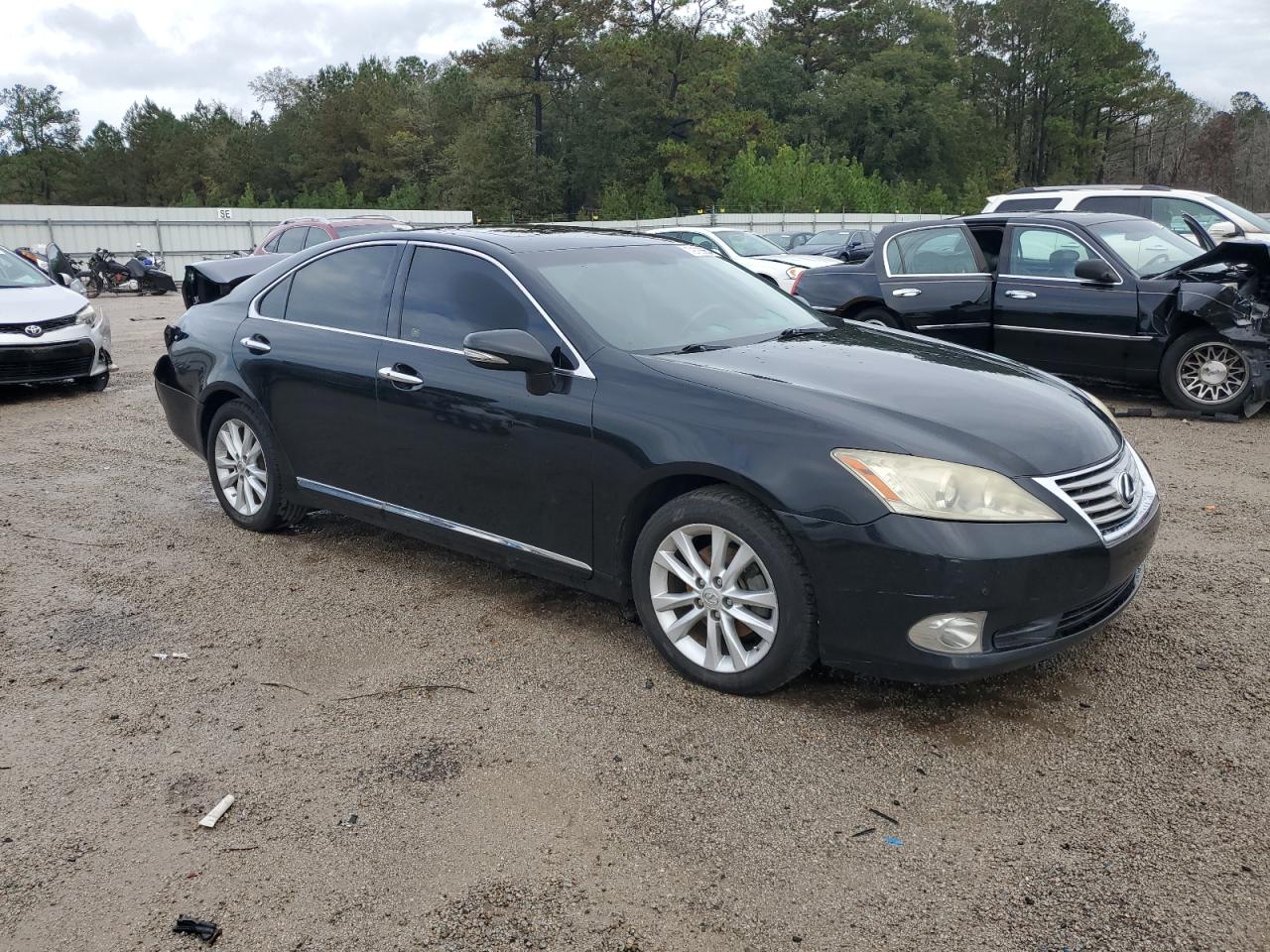 2010 Lexus ES - Image 4