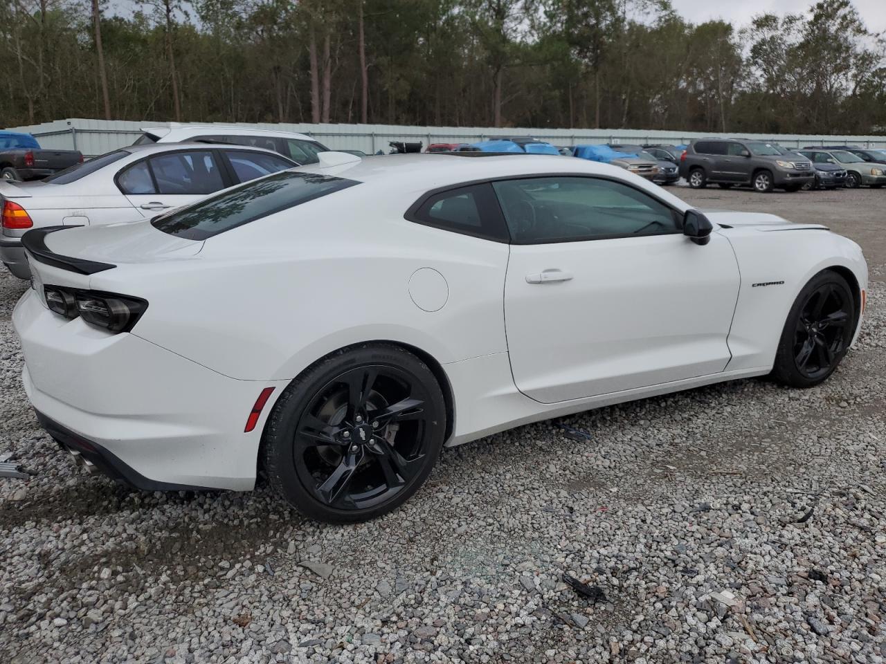 2019 Chevrolet Camaro - Image 3