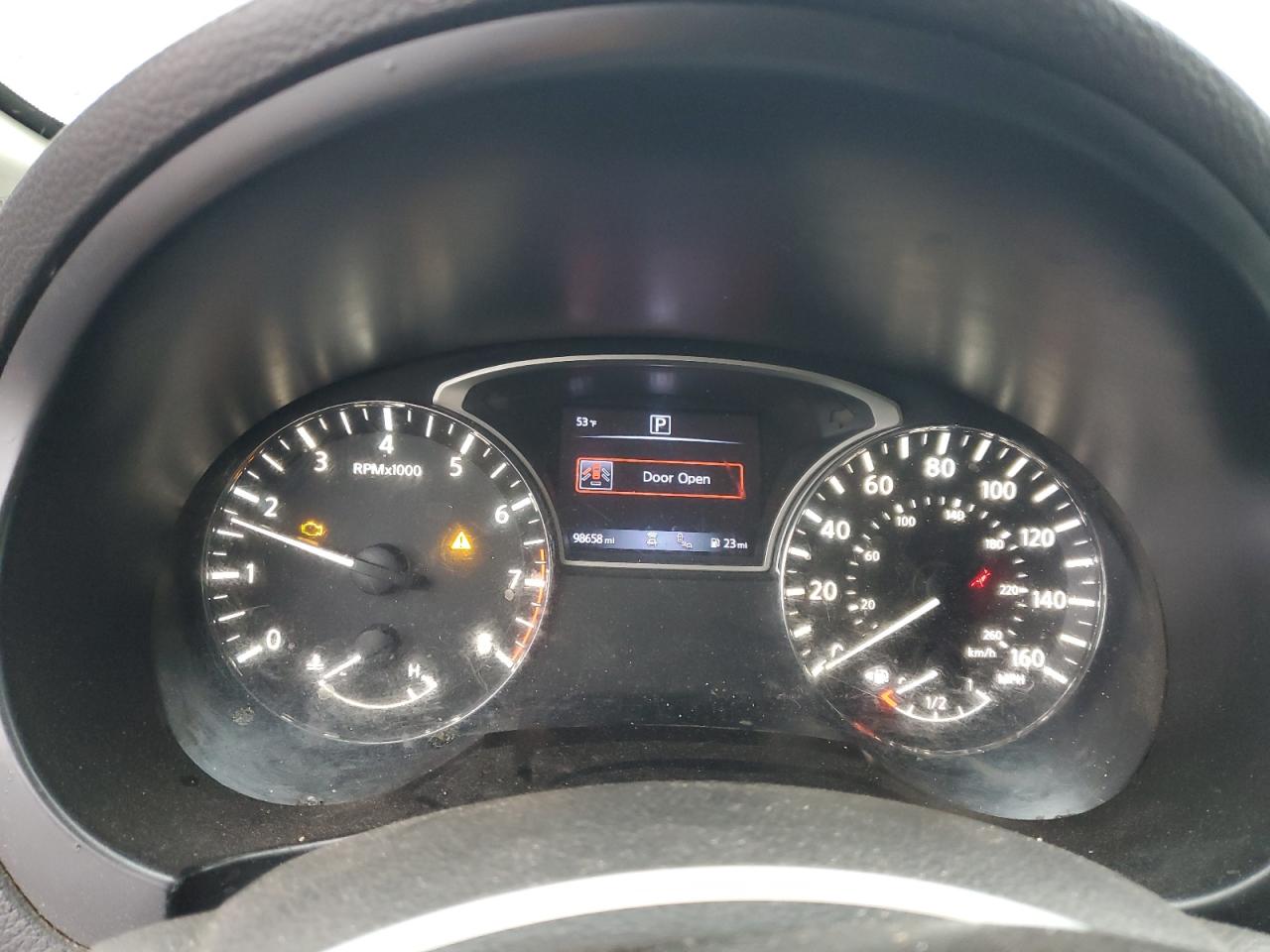 2018 Nissan Altima - Image 9