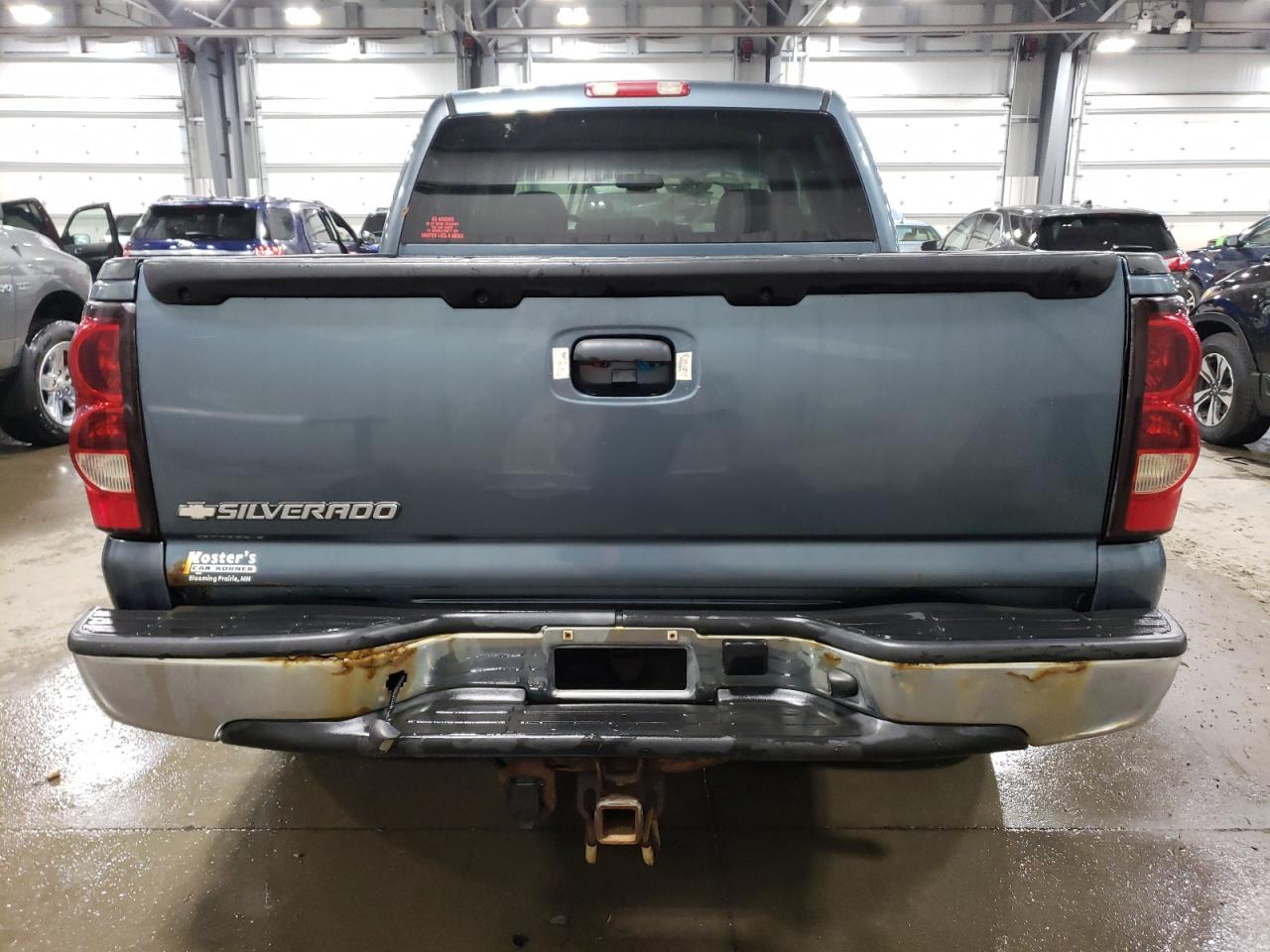 2007 Chevrolet Silverado - Image 6