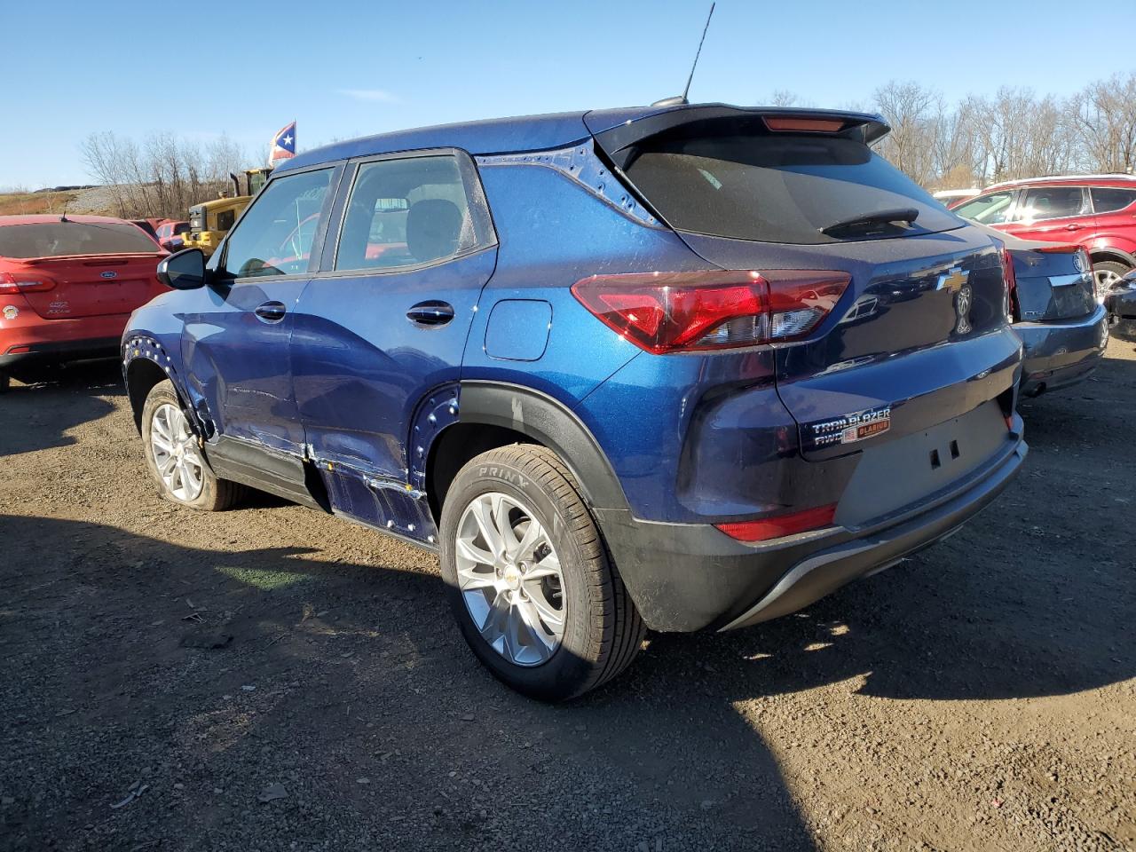 2022 Chevrolet TrailBlazer - Image 2