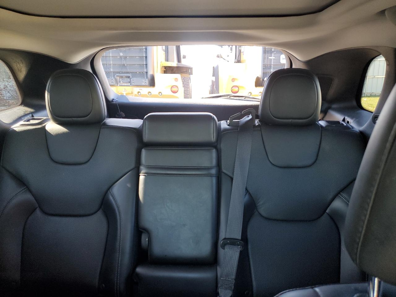 2019 Jeep Grand Cherokee - Image 10