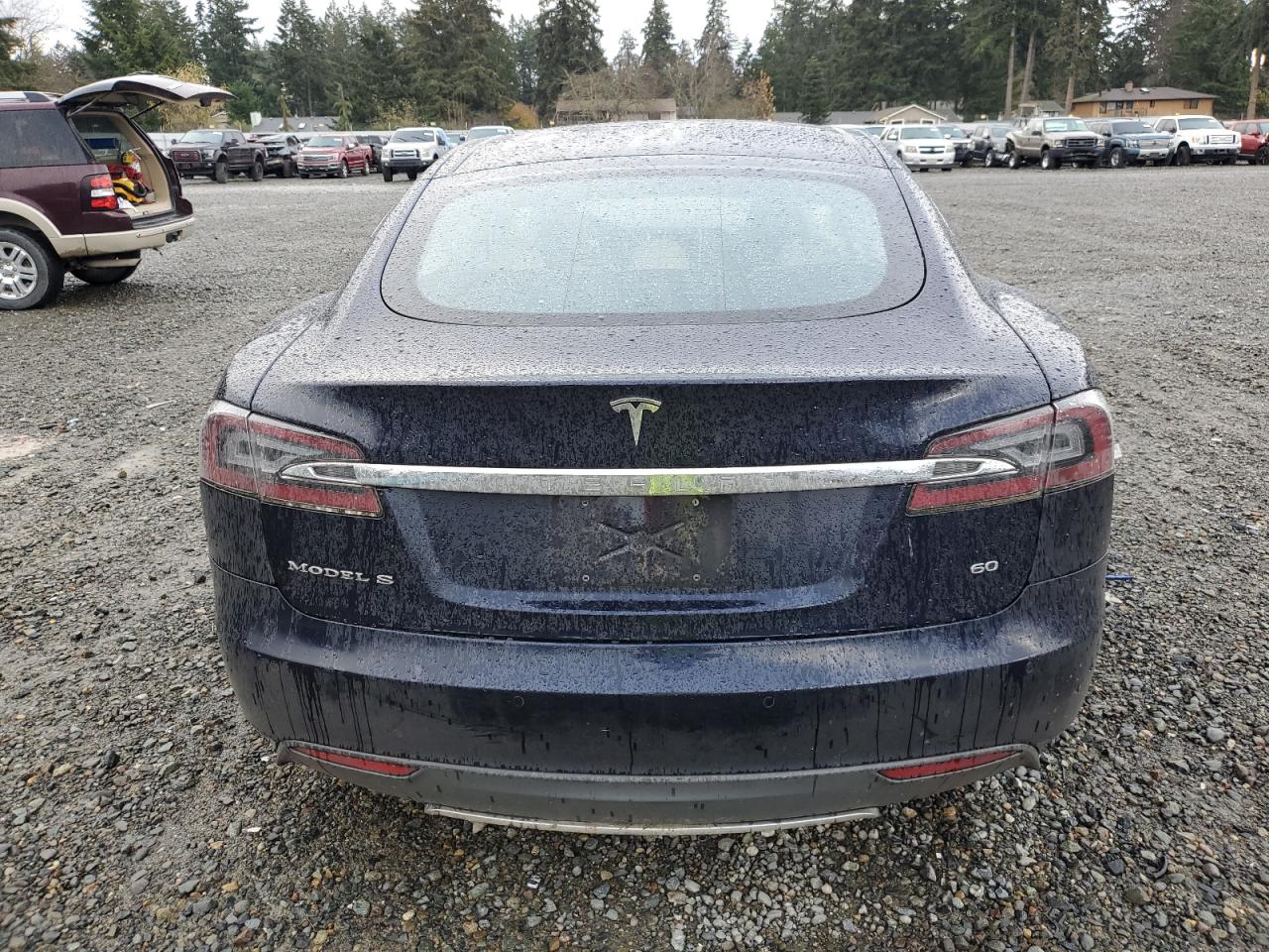 2014 Tesla Model S VIN: 5YJSA1S18EFP36372 Lot: 81413814