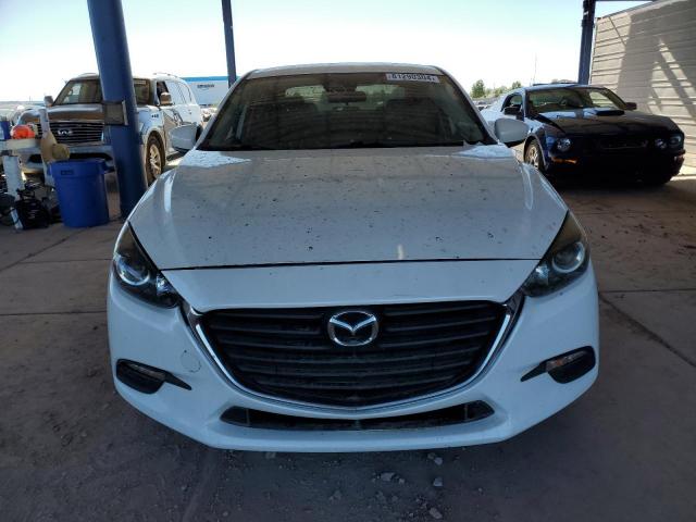  MAZDA 3 2018 Белы