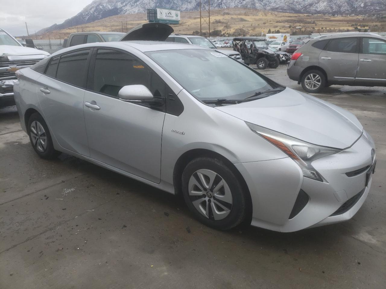 VIN JTDKARFU8G3000373 2016 TOYOTA PRIUS no.4