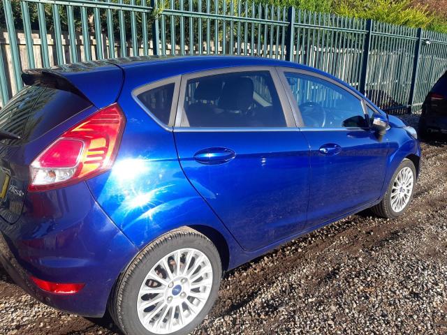 2014 FORD FIESTA TIT