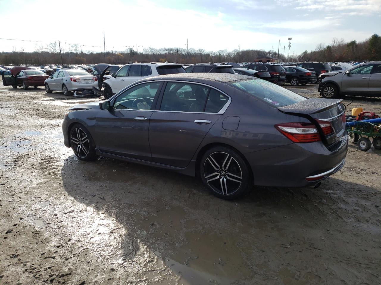 VIN 1HGCR2F57GA177975 2016 HONDA ACCORD no.2