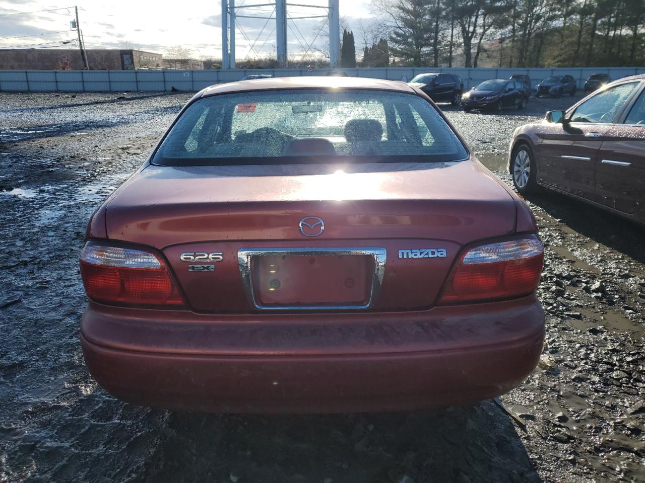 2000 Mazda 626 Es VIN: 1YVGF22CXY5172092 Lot: 81960694