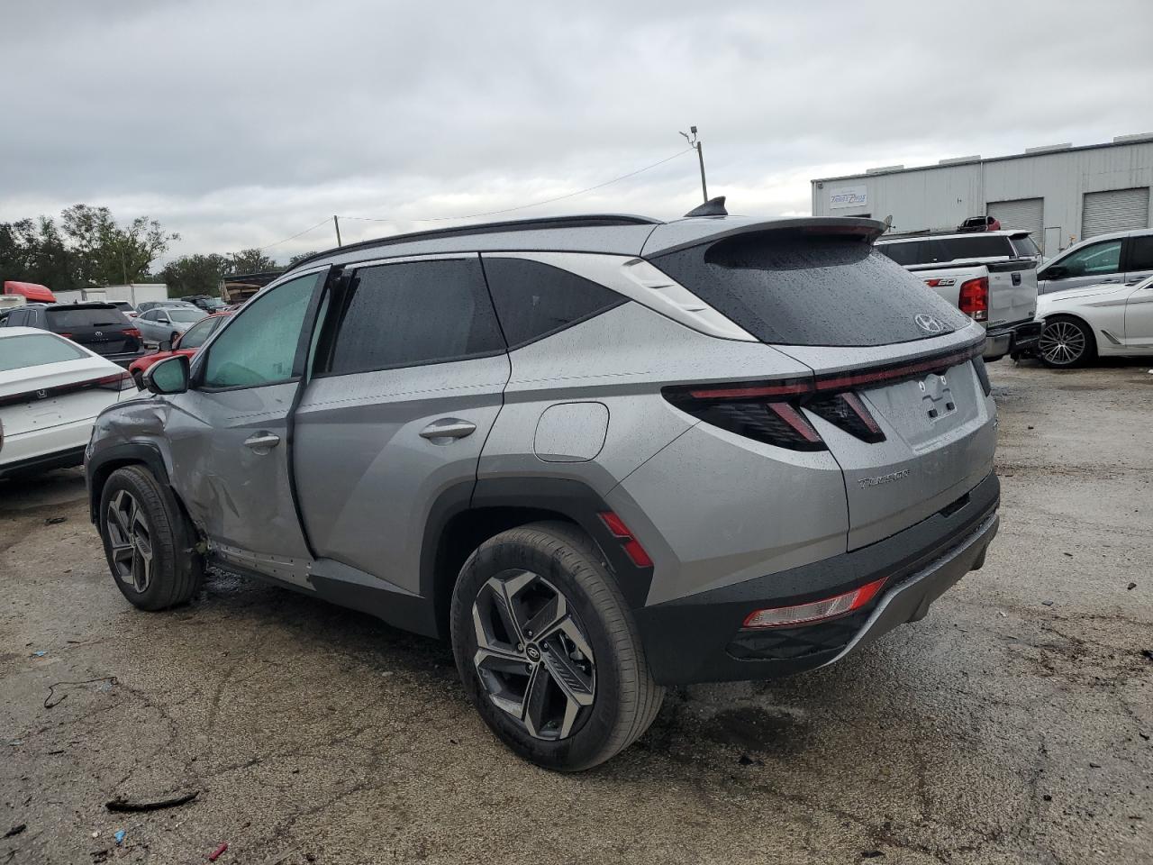 2024 Hyundai Tucson - Image 2