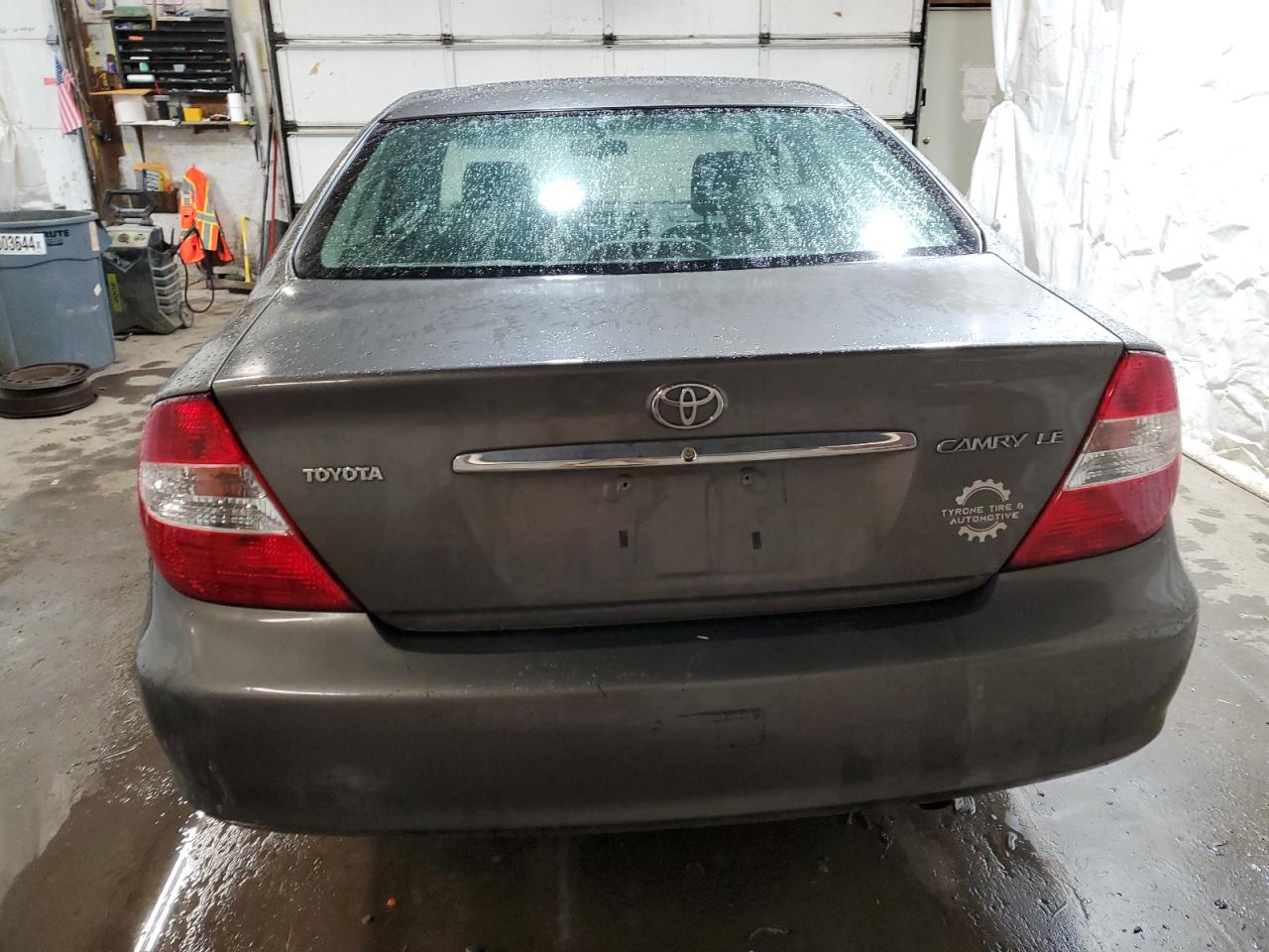 2004 Toyota Camry Le VIN: 4T1BE32K74U897130 Lot: 81031794