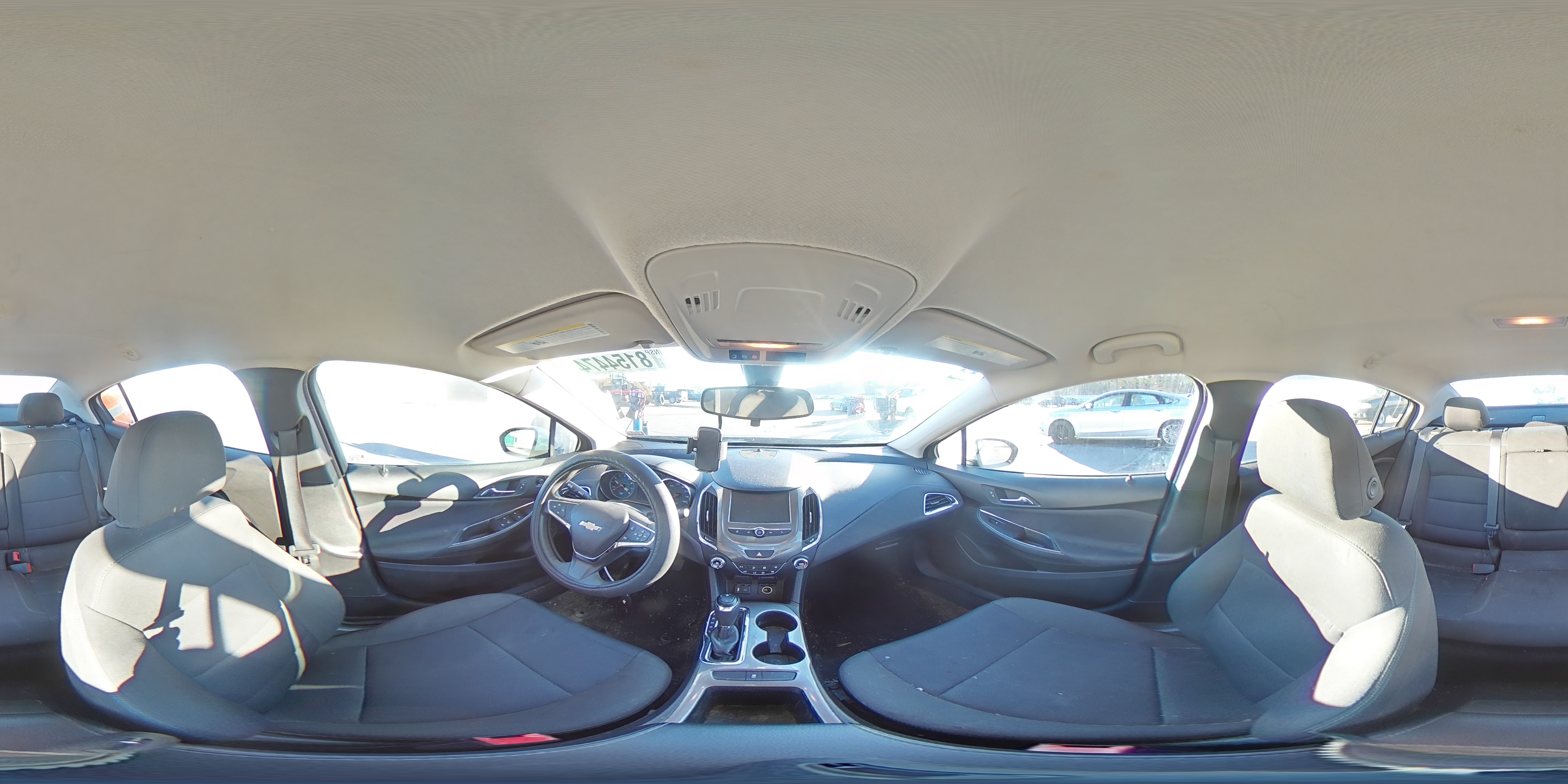 2018 Chevrolet Cruze - Image 13