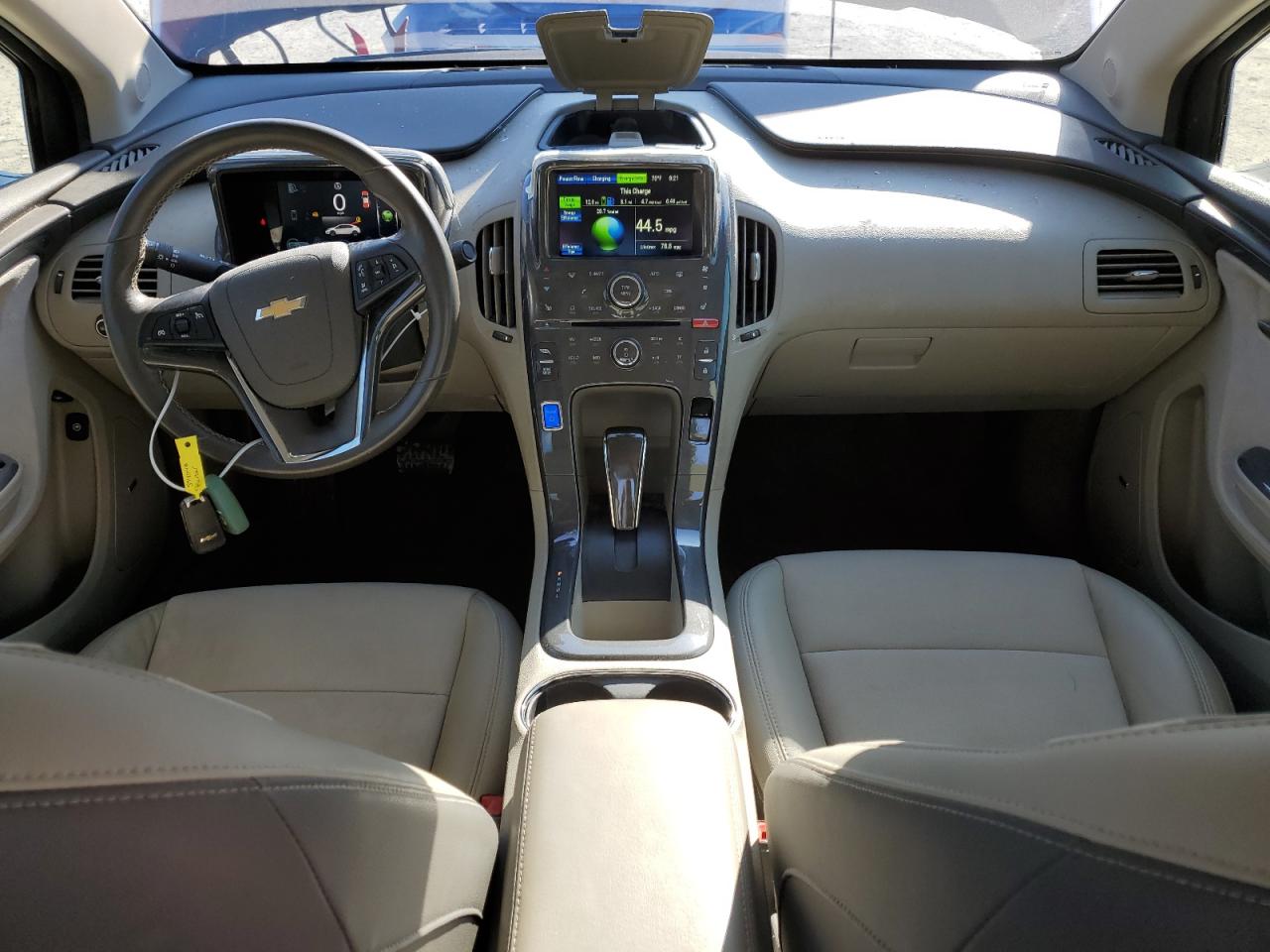 2013 Chevrolet Volt - Image 8