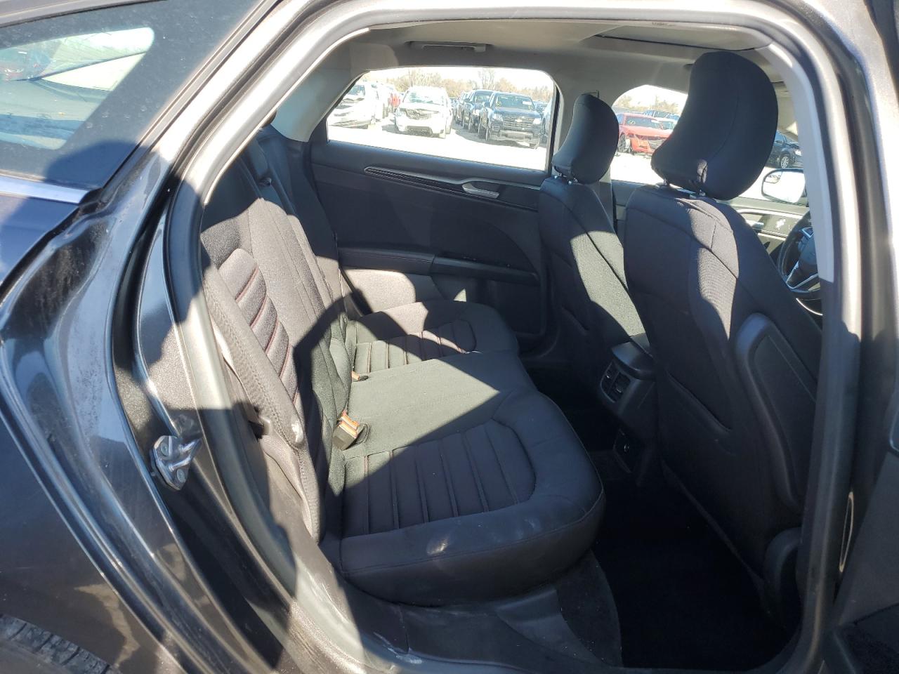2016 Ford Fusion - Image 10
