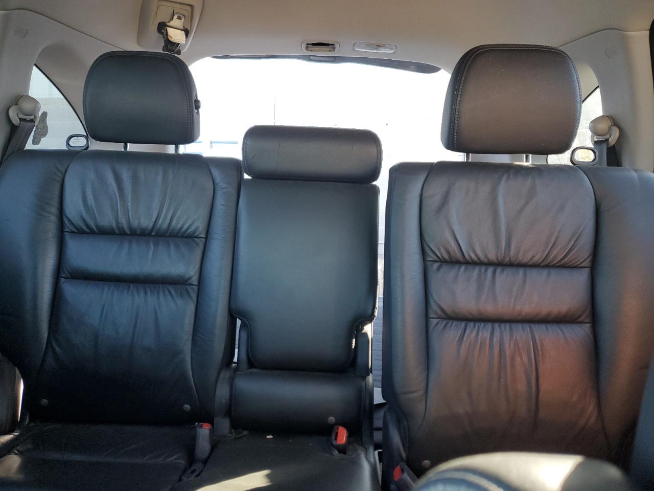 2010 Honda CR-V - Image 10