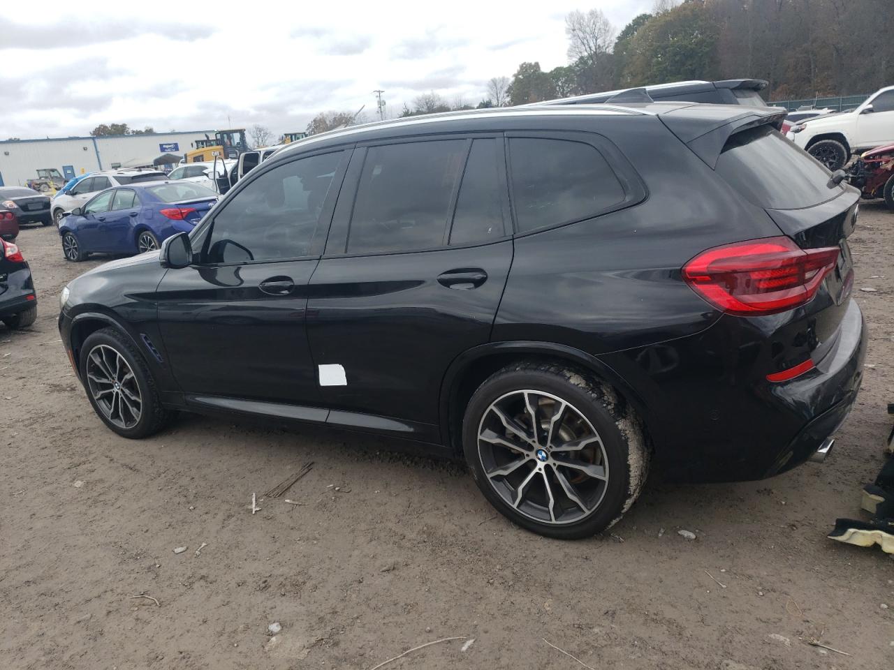 VIN 5UXTR9C52JLC79421 2018 BMW X3 no.2