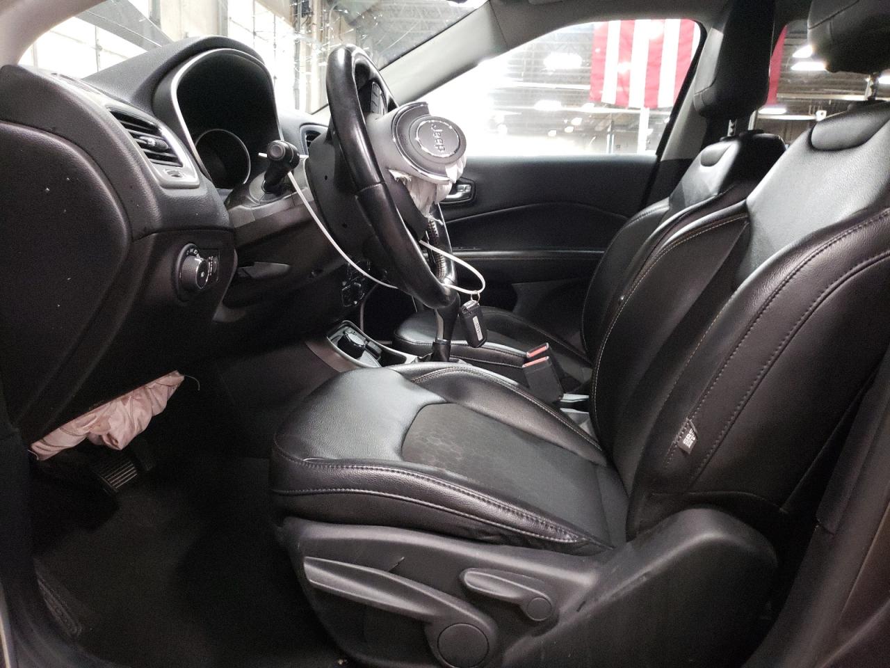 2020 Jeep Compass - Image 7