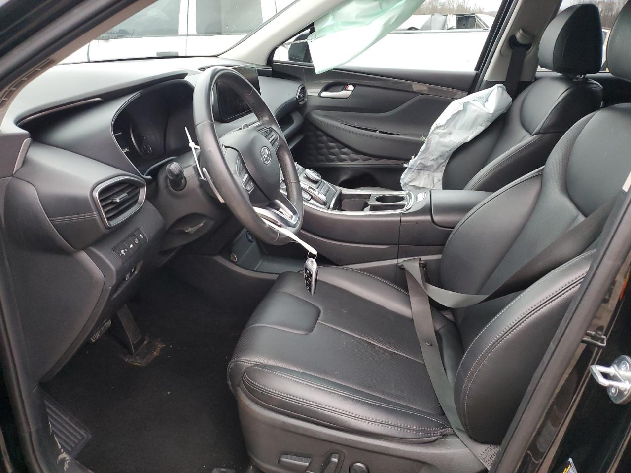 2023 Hyundai Santa Fe - Image 7