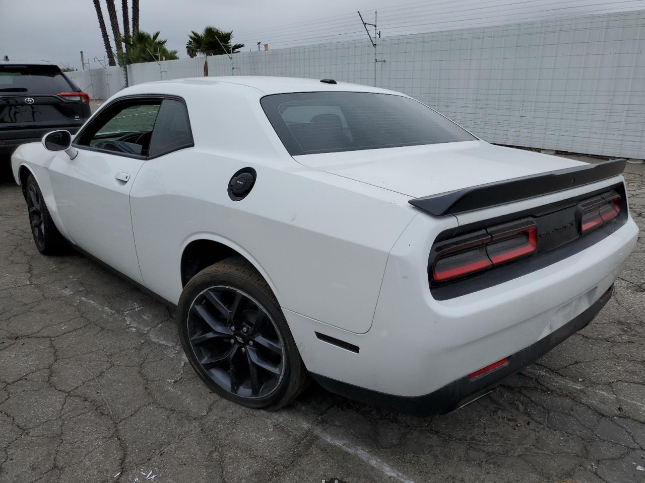 VIN 2C3CDZAG5KH680093 2019 DODGE CHALLENGER no.2