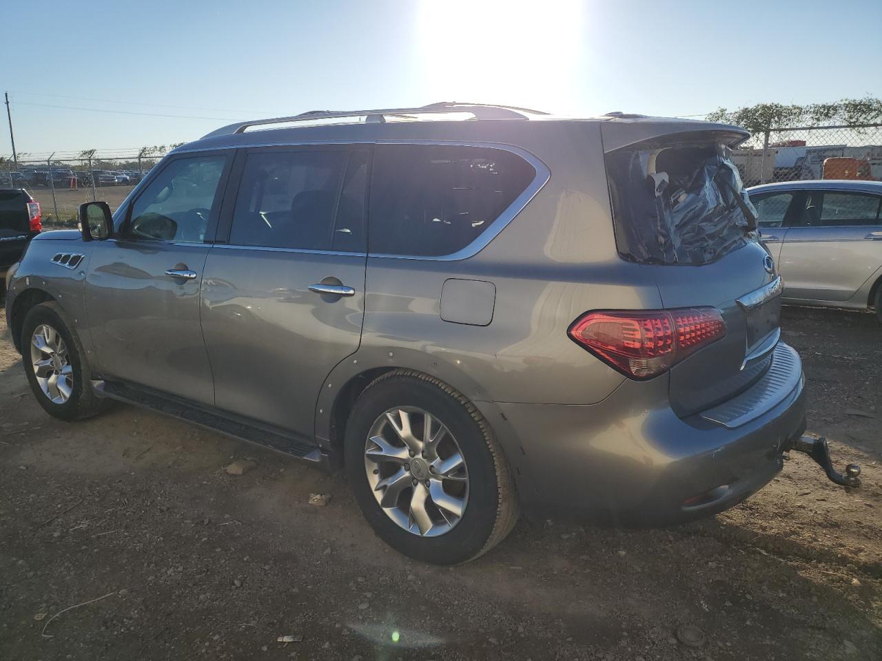 2012 Infiniti QX56 - Image 2