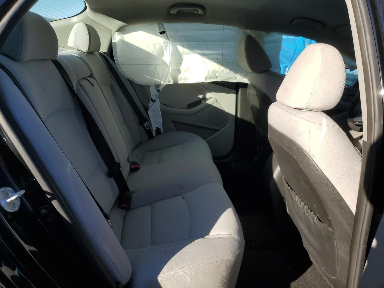 2015 Kia Optima - Image 10