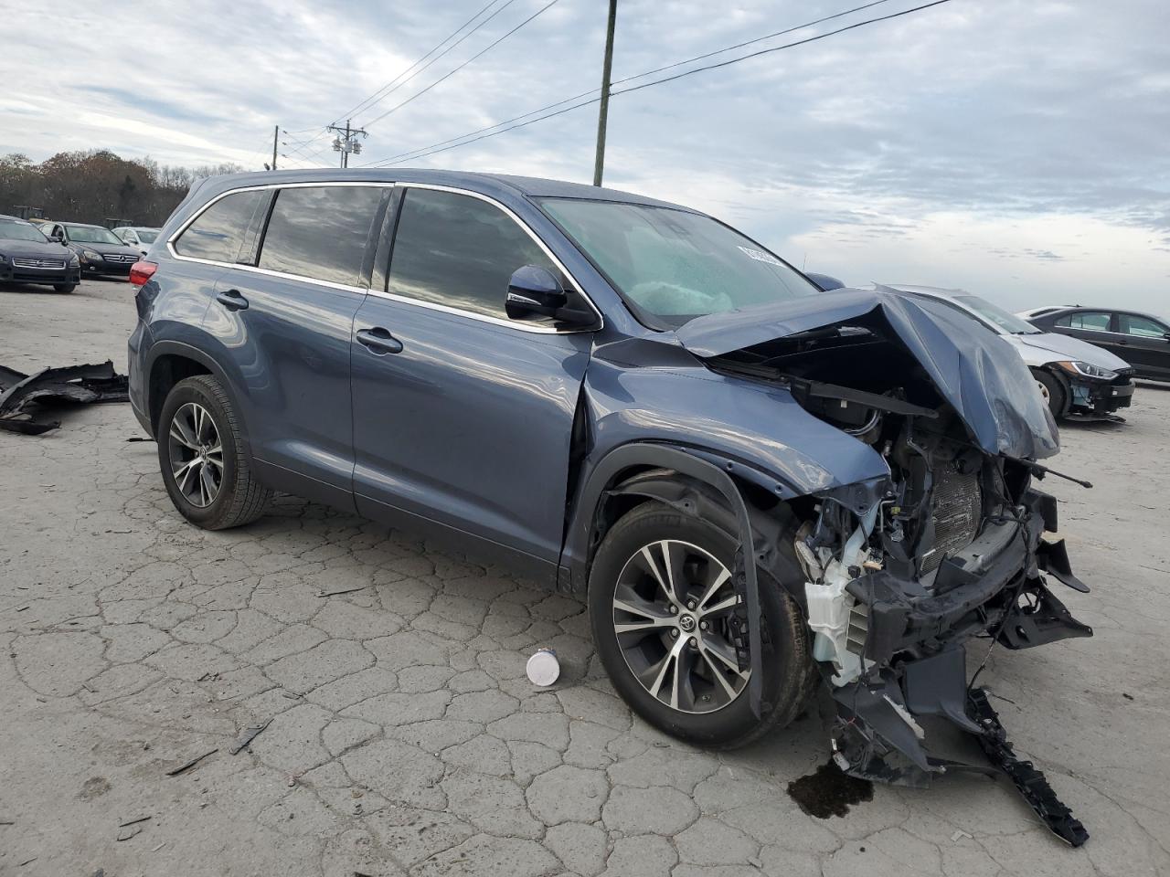 2019 Toyota Highlander - Image 4
