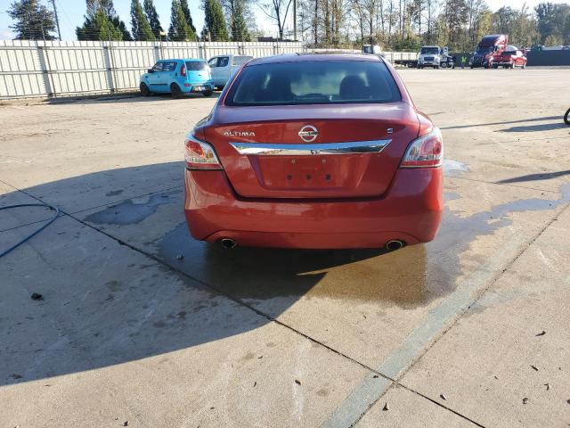  NISSAN ALTIMA 2015 Красный