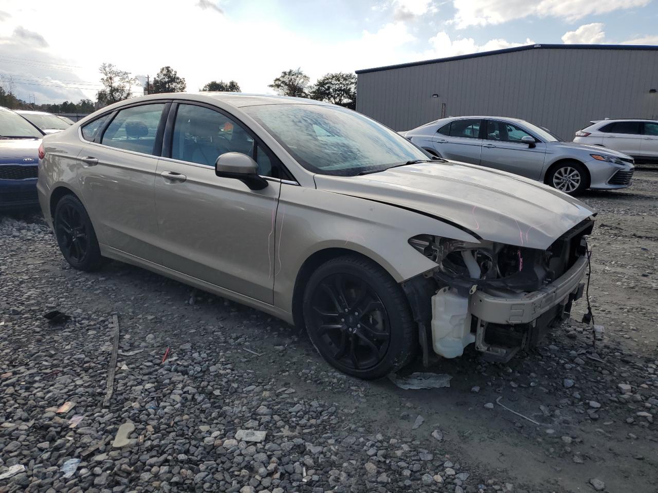 VIN 3FA6P0HD7KR246646 2019 FORD FUSION no.4