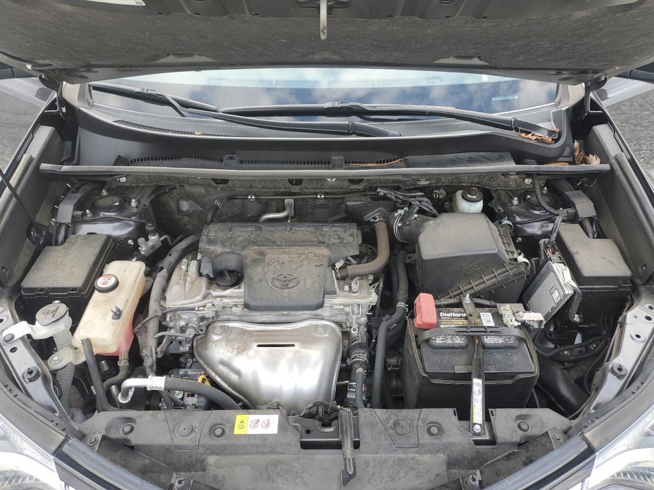 2018 Toyota RAV 4 - Image 12