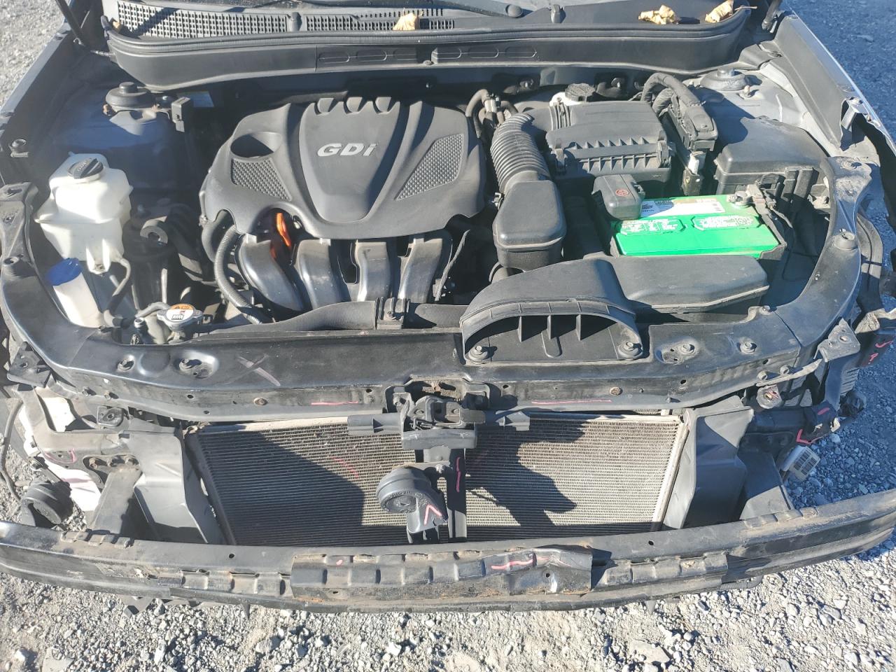 2013 Hyundai Sonata - Image 13