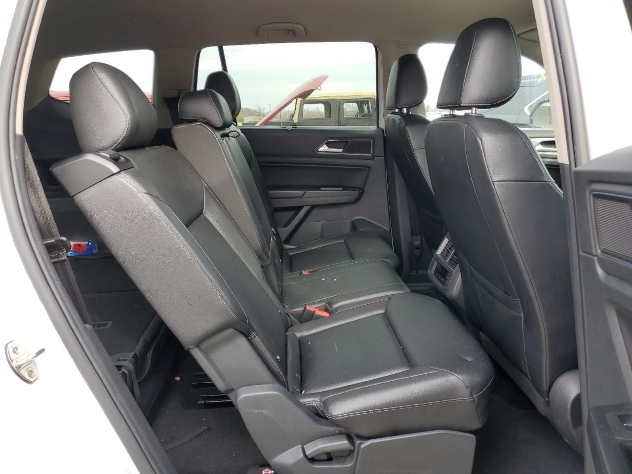 2018 Volkswagen Atlas - Image 10