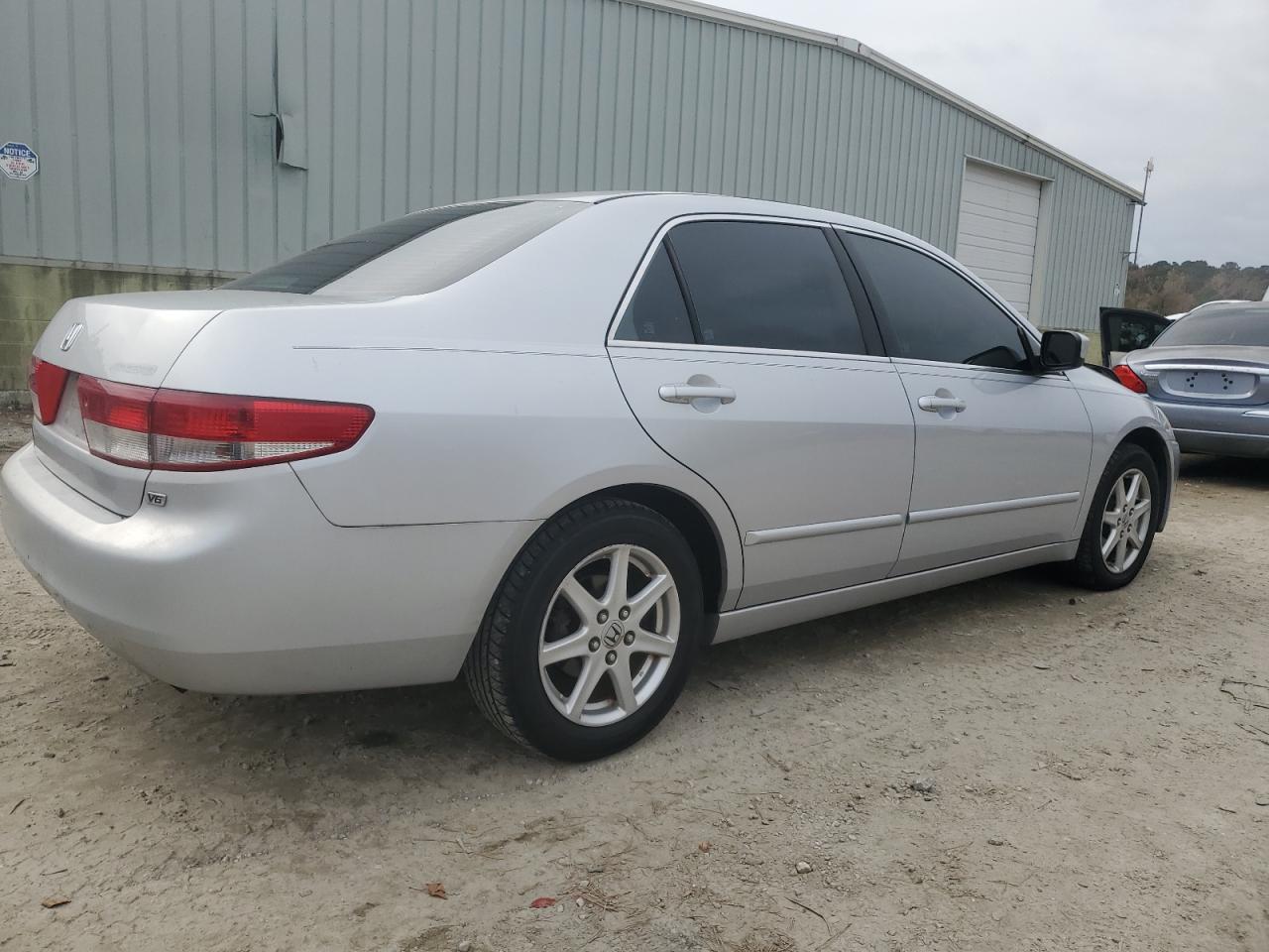 2003 Honda Accord - Image 3