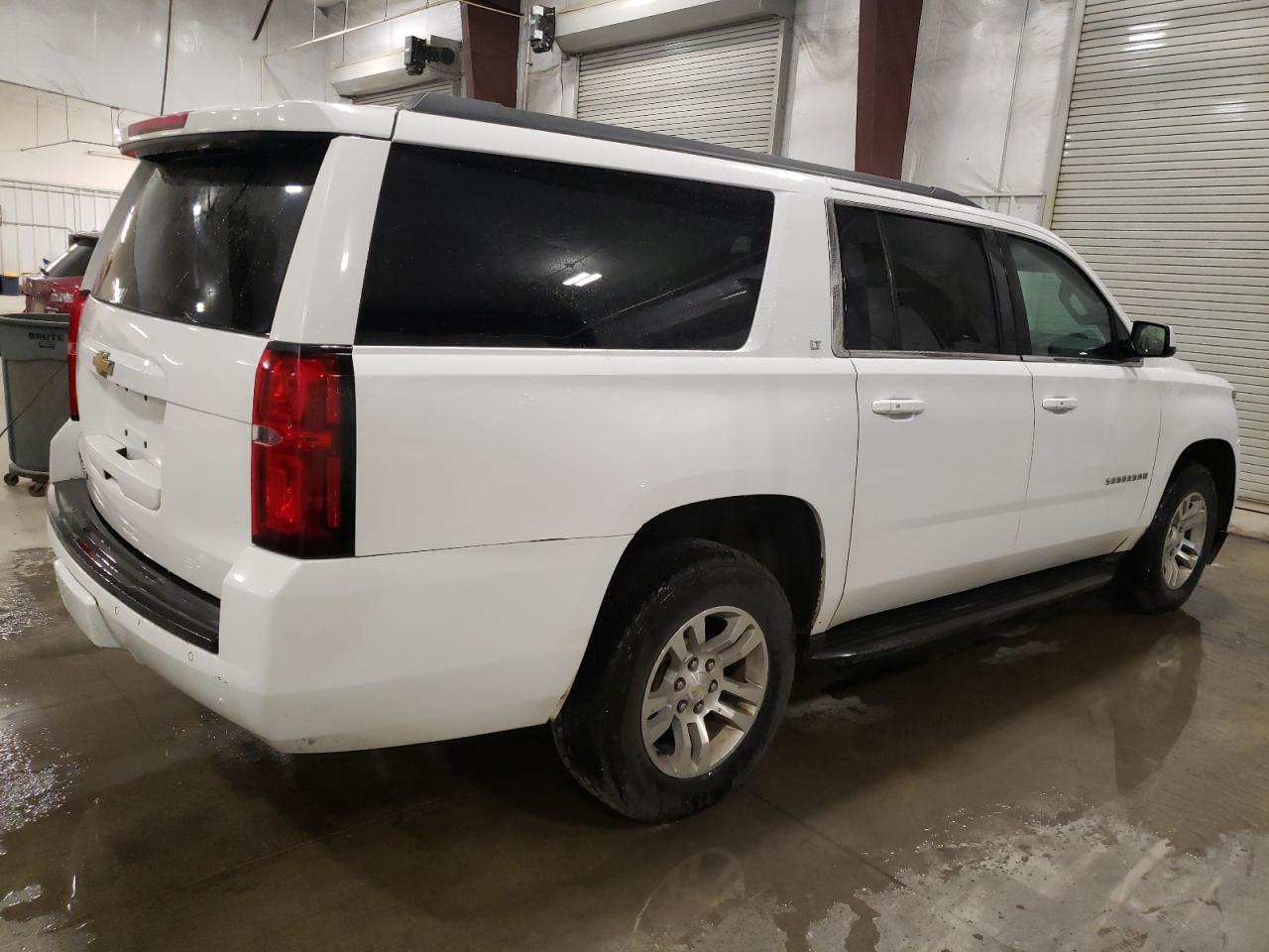 2016 Chevrolet Suburban - Image 3