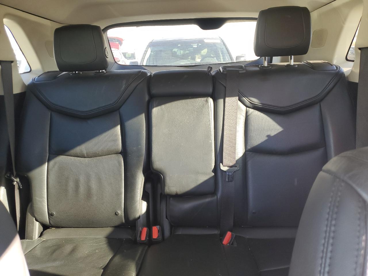 2017 Cadillac XT5 - Image 10