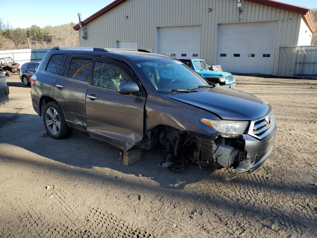 VIN 5TDDK3EHXDS211186 2013 TOYOTA HIGHLANDER no.4