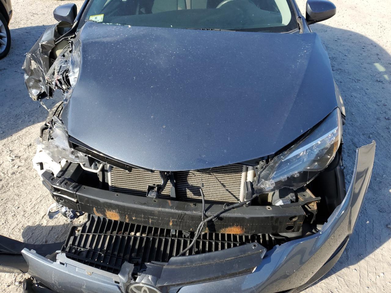 2017 Toyota Corolla - Image 11