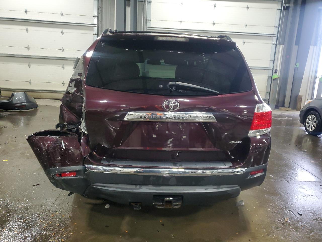 VIN 5TDBK3EH6DS271344 2013 TOYOTA HIGHLANDER no.6