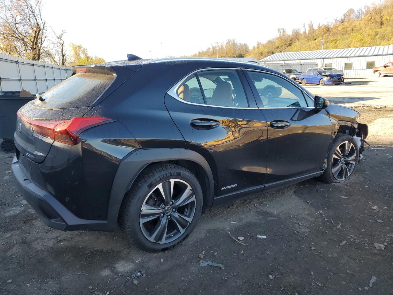 2019 Lexus UX - Image 3