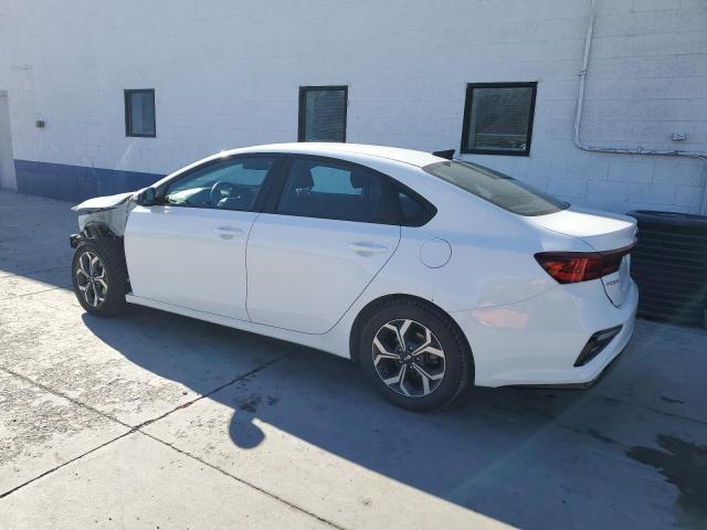 3KPF24AD7ME354723 Kia Forte FE 2