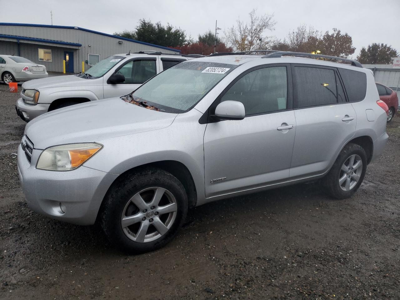 2007 Toyota RAV 4 - Image 1